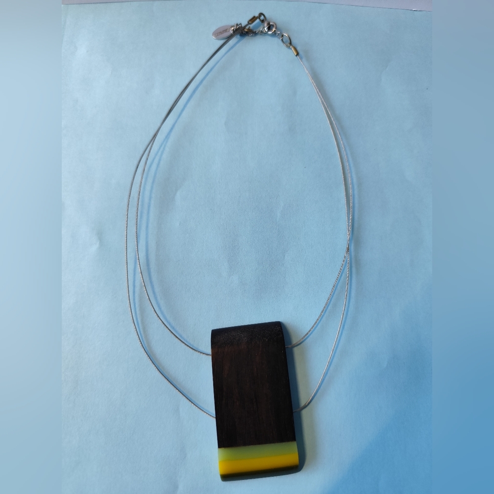 4/$50⭐️Caracol Wooden Pendant Necklace